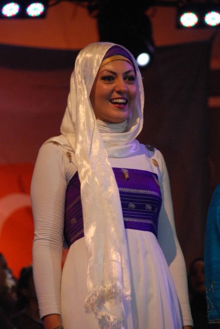 Bosna Hersek İlahi Grubu Gönülleri Fethetti