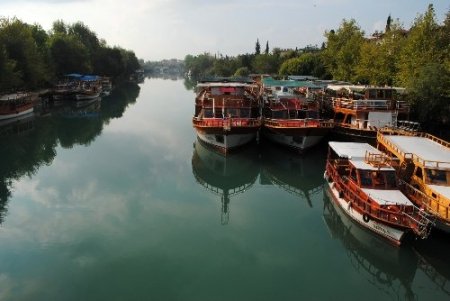 Botçular, okulların kapanmasını bekliyor