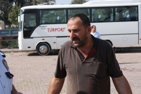 Boya hammaddesi yüklü TIR alev alev yandı