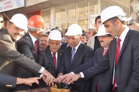 Bozdağ, Memleketinde Temel Atma Törenine Katıldı