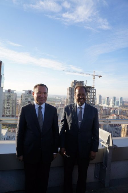 Bozdağ, Somali Federal Cumhuriyeti Cumhurbaşkanı Mahmud ile görüştü