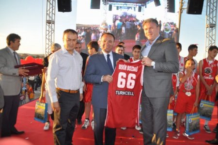 Bozdağ, Sorgun’da çeşitli açılış törenine katıldı