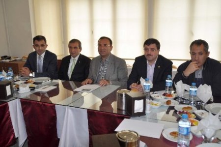 Bozdağ: Bahçeli’nin sözleri milletin birliğine zarar veriyor