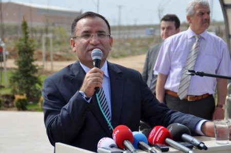 Bozdağ: Cami Yaptıran Hayırseverler De Vergi İndirimlerinden Yararlanacak