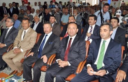 Bozdağ: CHP, gazete kupürlerini takip etmekten kendi arşivlerine bakamıyor