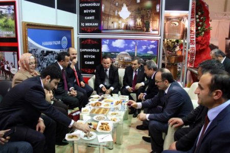 Bozdağ: EMİTT Fuarı'nda Yozgat standını gezdi