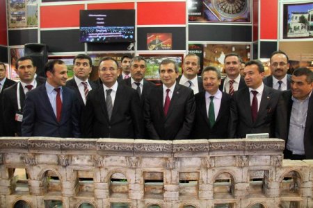 Bozdağ: EMİTT Fuarı'nda Yozgat standını gezdi