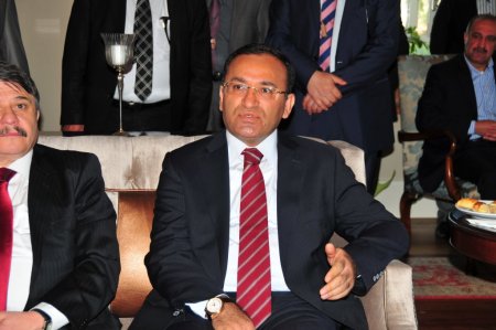 Bozdağ: İsrail, Mavi Marmara olayıyla ilgili çok açık bir şekilde özür diledi