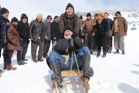 Bozdağ Kar Şenliği’nde protokol üyeleri çocuklar gibi eğlendi