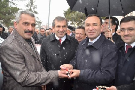 Bozdağ: Sağlıktaki kast sistemini AK Parti kaldırdı