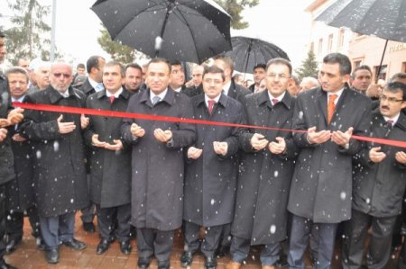 Bozdağ: Sağlıktaki kast sistemini AK Parti kaldırdı