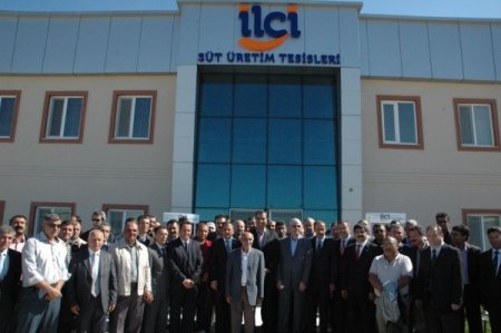 Bozkırın Ortasında Avrupa Standartlarında Hayvan Ve Tohumculuk Çiftliği