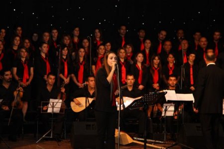 Bozkırın Tezenesi’nin türküleri Gaziantep’te yankılandı