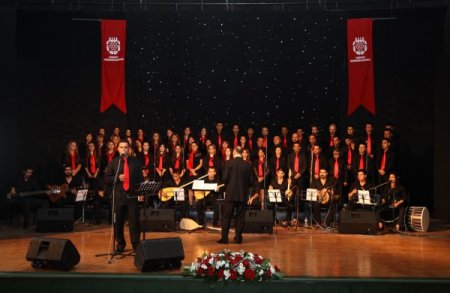 Bozkırın Tezenesi’nin türküleri Gaziantep’te yankılandı