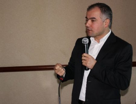 Bozkurt: İşletmeler Finansal Krizden Sonra Yönetim Kriziyle Karşı Karşıya Kalır