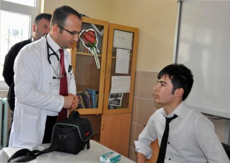 Bozok Üniversitesi Hastanesi'nden öğrencilere sağlık taraması