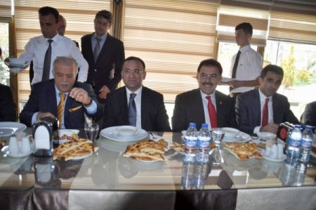 Bozok Üniversitesi Öğrencilerinden Bozdağ’a Formasyon Teşekkürü