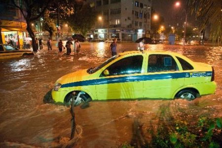 Brezilya'da Şiddetli Yağışlar: Ölü Sayısı 95'e Yükseldi