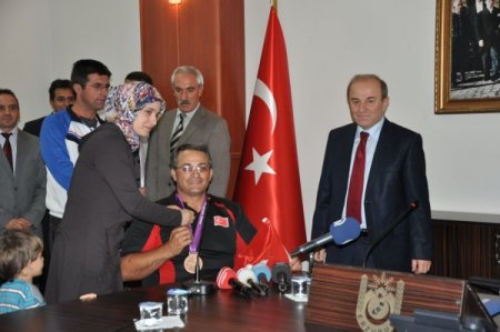 Bronz madalyalı okçu Hancı: Engelli sporcular için girişimlerde bulunacağım