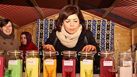 Brüksel Kış Festivali’ni ‘ince belli’ Türk çayları ısıtıyor