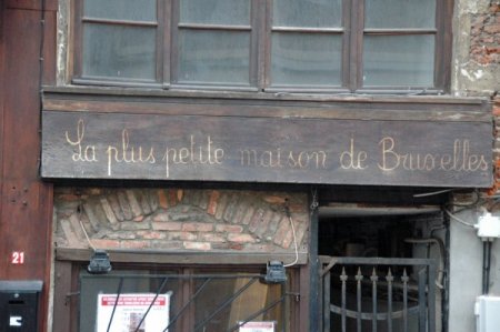 Brüksel’deki ‘küçük ev’ tartışmaların gölgesinde satıldı