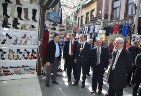 BTSO başkan adayı İbrahim Burkay, seçime 'Payitaht Çarşısı' ile başladı