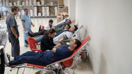 Bu fabrika kan bankası gibi