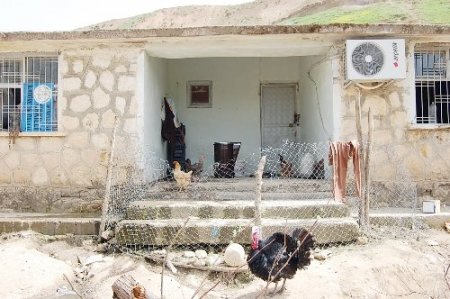 Bu köyde okul var, öğrenci yok