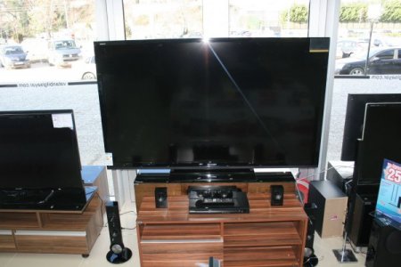 Bu televizyonun fiyatı bir işçinin 26 aylık maaşına denk