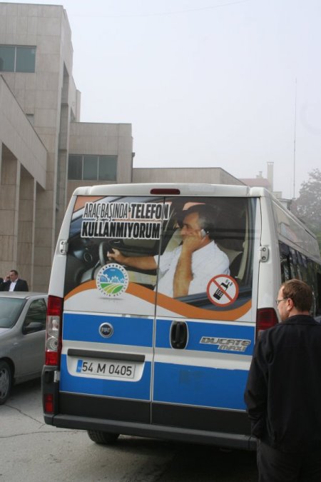 Bu uygulama toplu taşıma yapan araç şoförlerini kurallara uydurdu