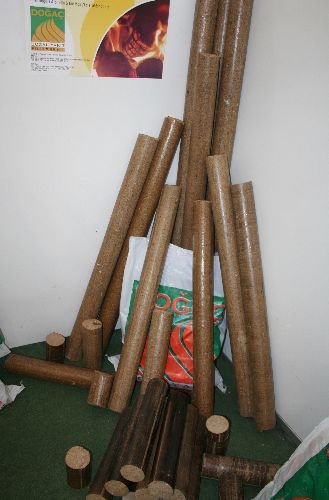 Buğdayın Sapı, Fıstığın Kabuğundan Odun Üretti