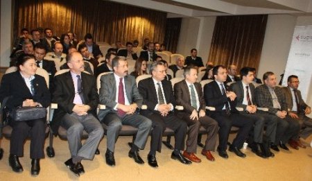 BUGİAD üyelerine gümrük işlemlerindeki yenilikler anlatıldı