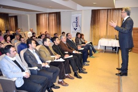 BUGİAD'dan satış ve ikna eğitimi