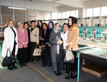 BUGİAD’lı kadın girişimciler, Selinay Tekstil’i ziyaret etti