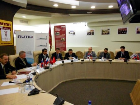 BUGİAD'lı mobilyacılardan Moskova'da pazar araştırması