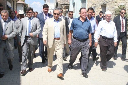 Bülent Arınç, Antalya’da akraba ziyaretinde bulundu