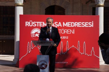 Bülent Arınç, restore edilen Rüstemşa Medresesi'ni açtı