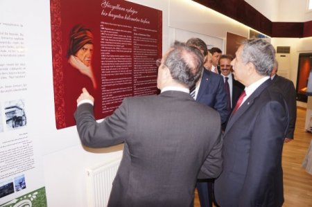 Bülent Arınç, restore edilen Rüstemşa Medresesi'ni açtı