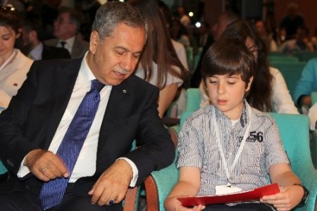 Bülent Arınç: Medyaya, çocuklarla ilgili tekliflerimizi sunacağız