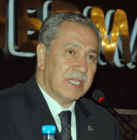 Bülent Arınç: Muhalefeti Seviyoruz Ancak Chp Ve Mhp Bunun Farkında Değil