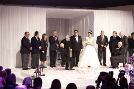 Bülent Arınç ve Fatma Şahin nikah şahidi oldu