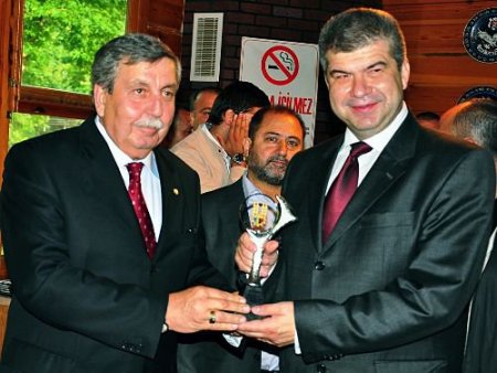 Bulgar Konsolosu Veda Yemeği İle Uğurlandı