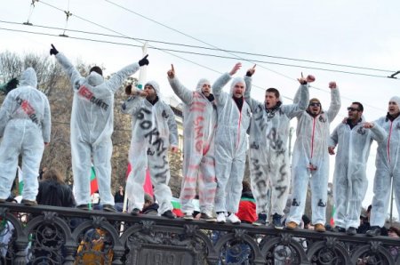 Bulgaristan, elektrik faturaları için ayağa kalktı