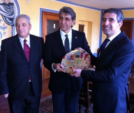 Bulgaristan Cumhurbaşkanı, Balat Bulgar Kilisesi'ni ziyaret etti