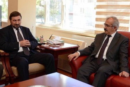 Bulgaristan gelen emekli askerler, dedelerinin savaştığı yerleri gezdi