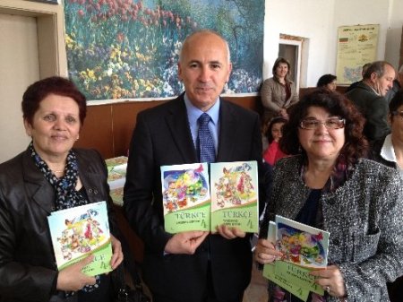 Bulgaristan'da 20 yıl aradan sonra ilk Türkçe ders kitapları basıldı