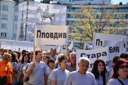 Bulgaristan'da naylon poşet masrafı ekmek fiyatıyla yarışıyor