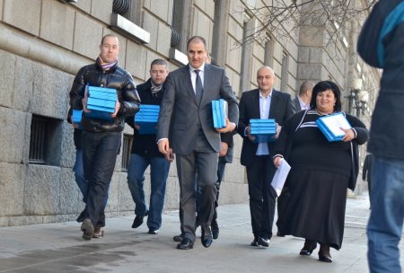 Bulgaristan'da seçimler için kayıt işlemi başladı