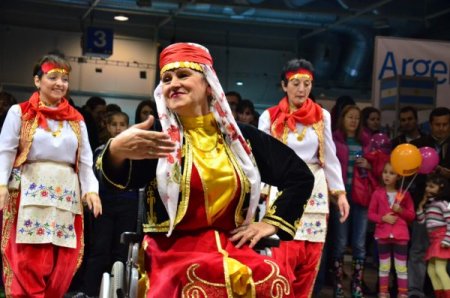 Bulgaristan’daki kermese Türk standı damgasını vurdu