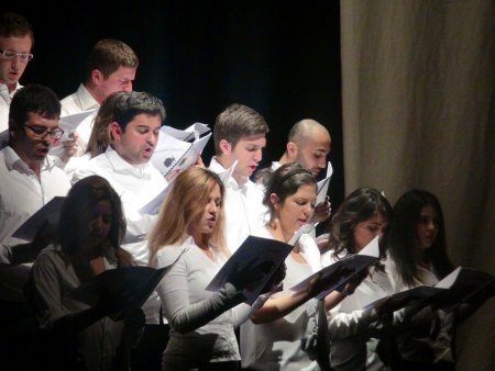 Bulgaristan'daki Türk öğrencilerden 'Çanakkale geçilmez' oyunu